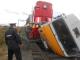 В Свердловской области "КамАЗ" столкнулся с пассажирским поездом